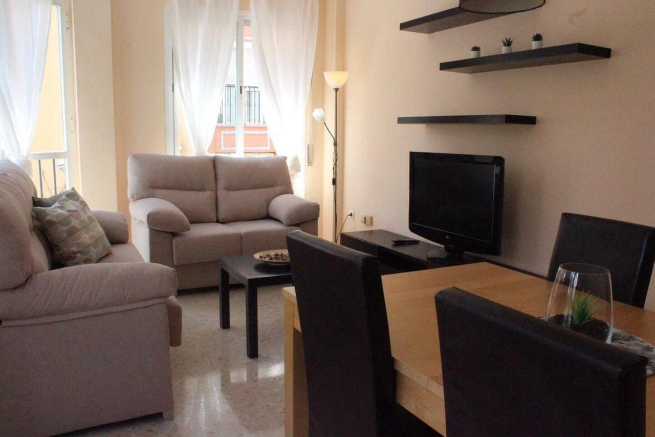 Renovado Y Muy Cerca Del Centro Urbano Apartamento Málaga Exterior foto